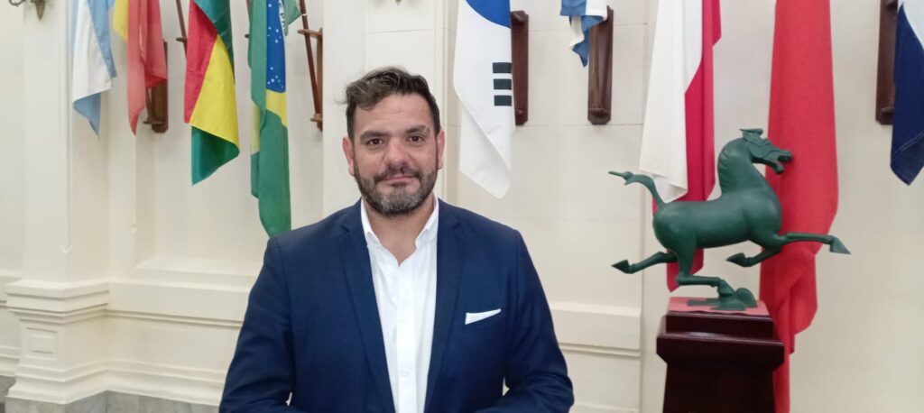 d9adc615-27ce-4d56-a414-85ae58c6d12e