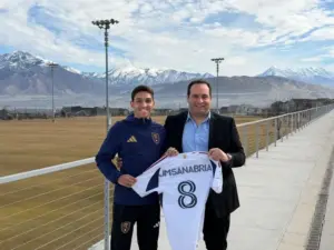 20260210-juan-manuel-sanabria-nuevo-jugador-real-salt-lake-city-martin-rodriguez-representante-global-business-group